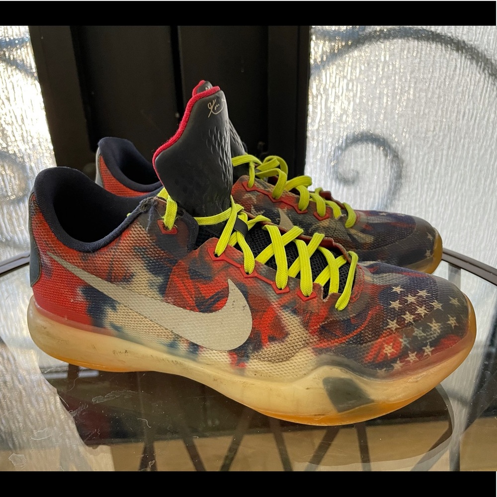 Nike Kobe X Flag 4th July Sneakers US Kids sz 5Y